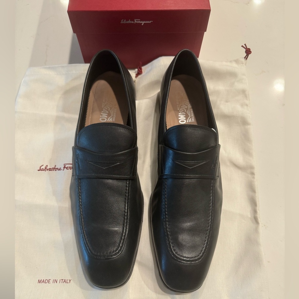 Salvatore Ferragamo Mens Dress Shoes